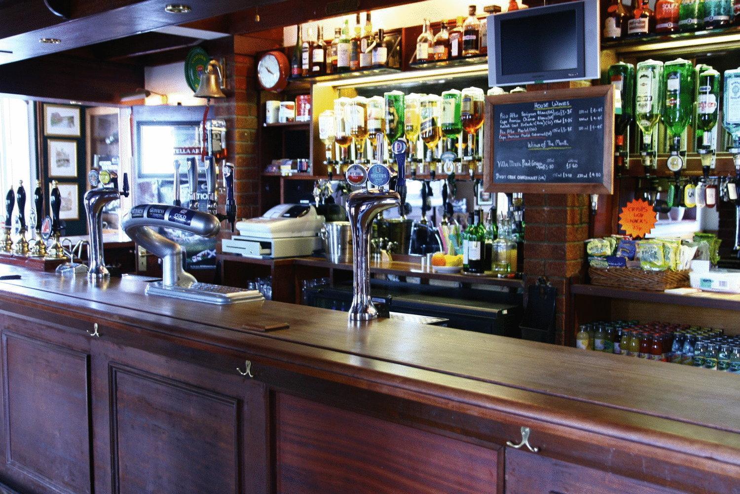 Lion And Fiddle Hotel Trowbridge Kültér fotó
