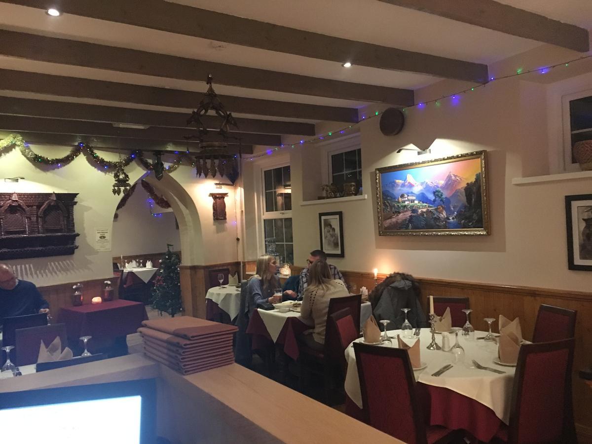Lion And Fiddle Hotel Trowbridge Kültér fotó